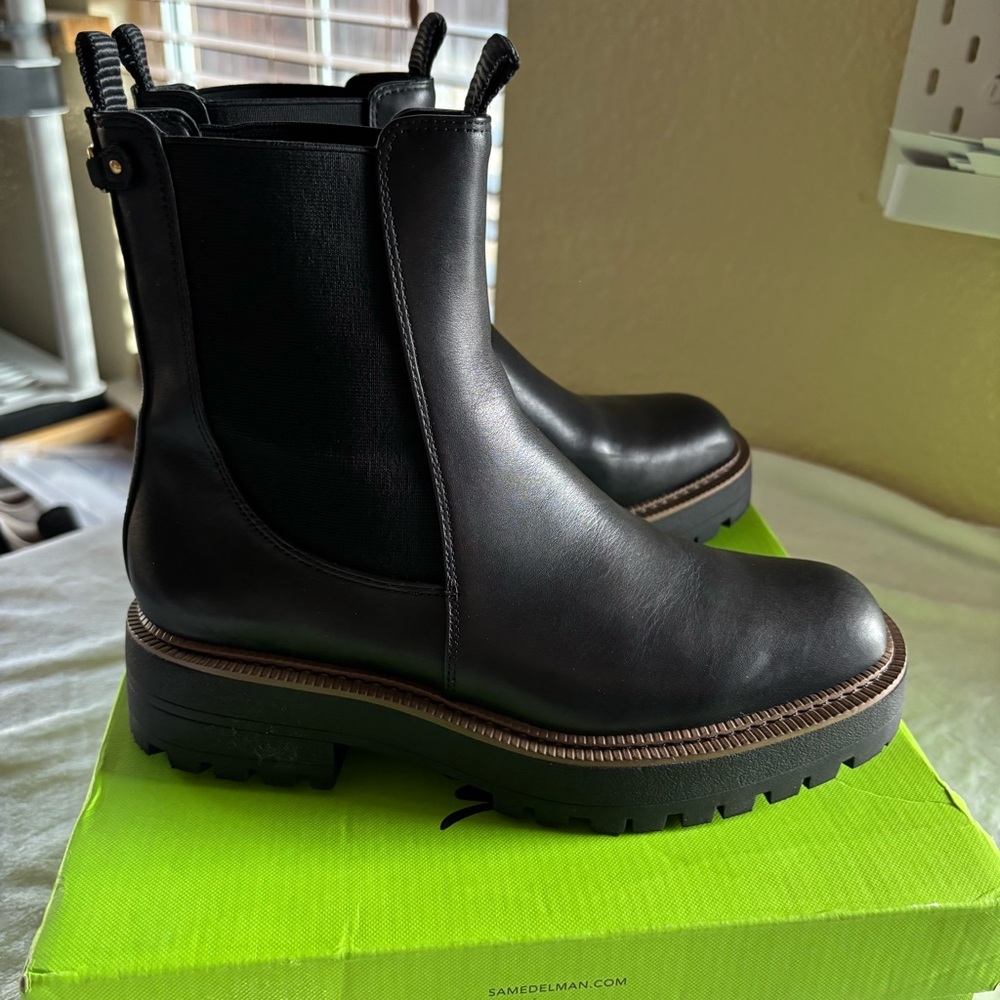 Sam Edelman Black Leather Chelsea Lug Ankle Boots
